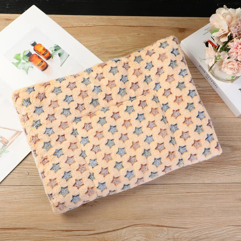 Warm Plush Pet Sleeping Mat For Cats & Dogs