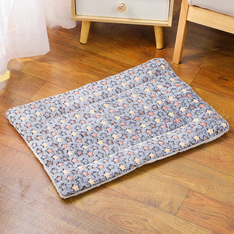 Warm Plush Pet Sleeping Mat For Cats & Dogs